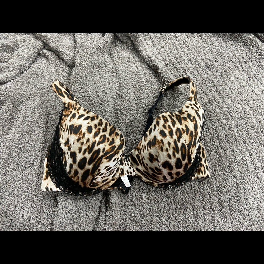 Full Coverage Bra - image 1